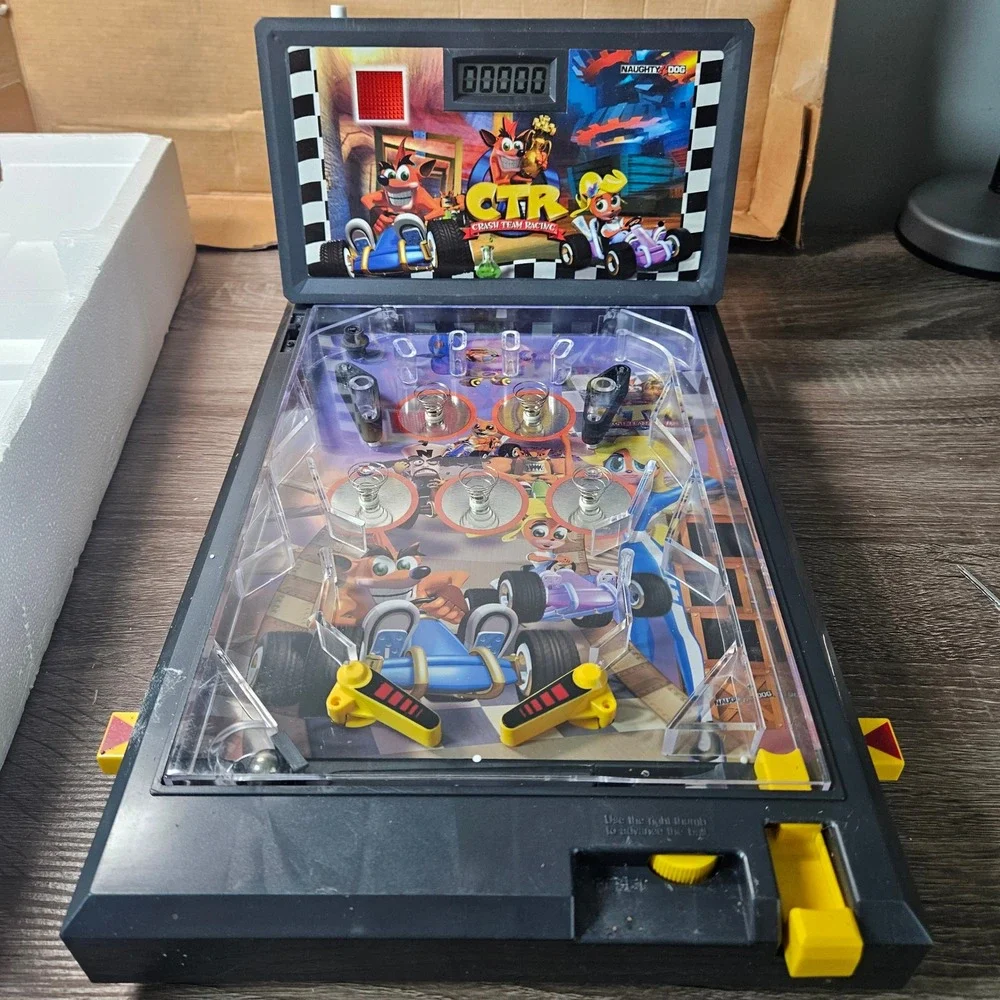 Vintage 2000 Crash Team Racing CTR Electronic LCD Pinball Game EZ-Tec KB Toys